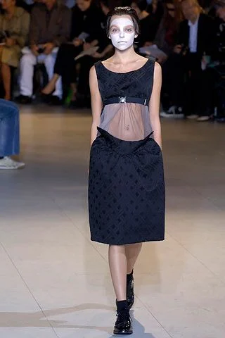 Look 18